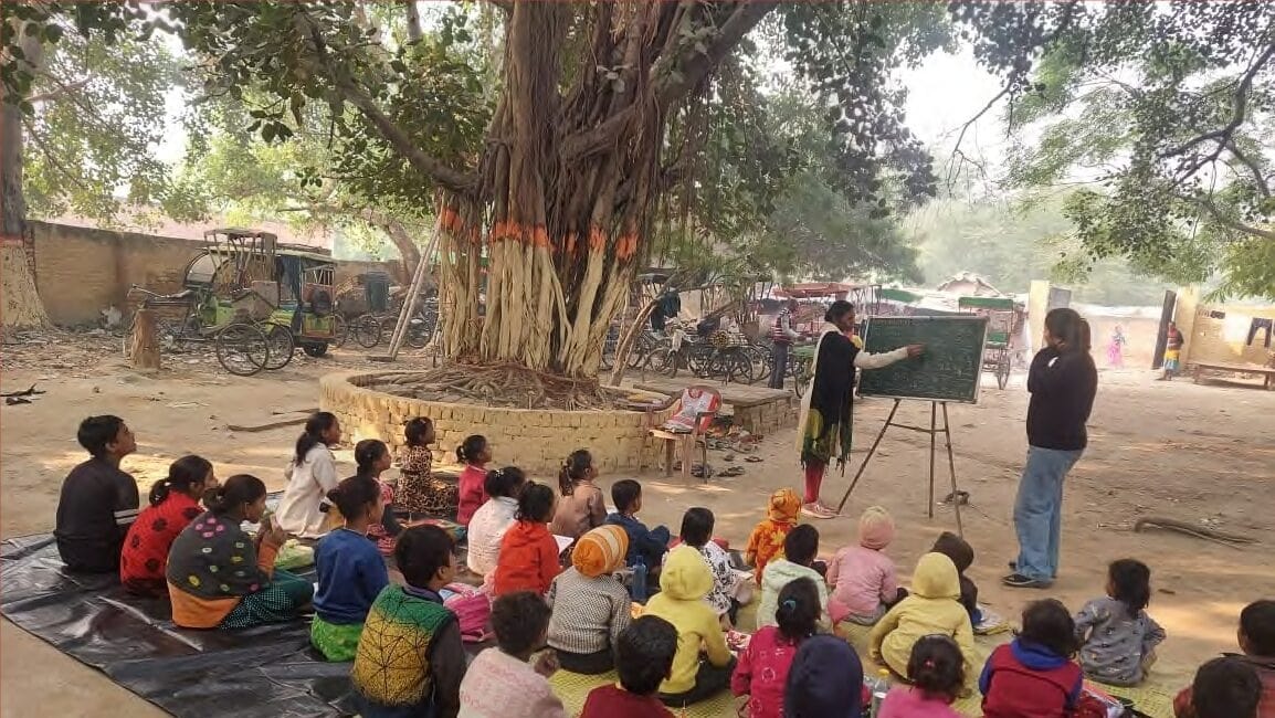 Enseñanza en Slums - Varanasi, India