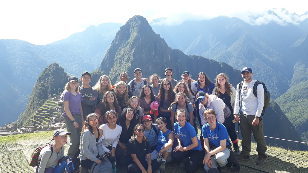 Voluntariado Internacional: enseñanza en escuelas publicas. Cusco, PERÚ.