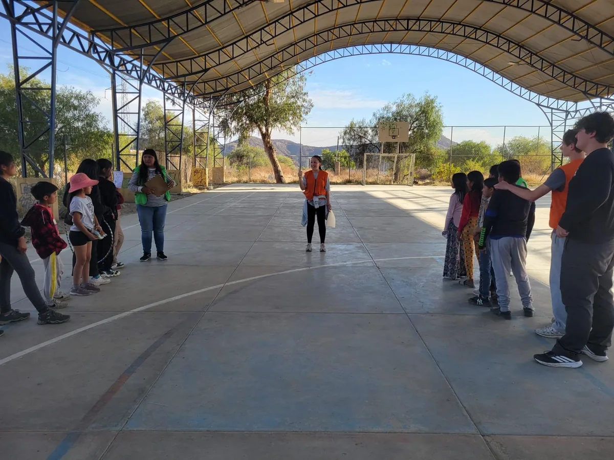 Sports activity with children organized by CiENViDAS volunteers in Cochabamba, Bolivia