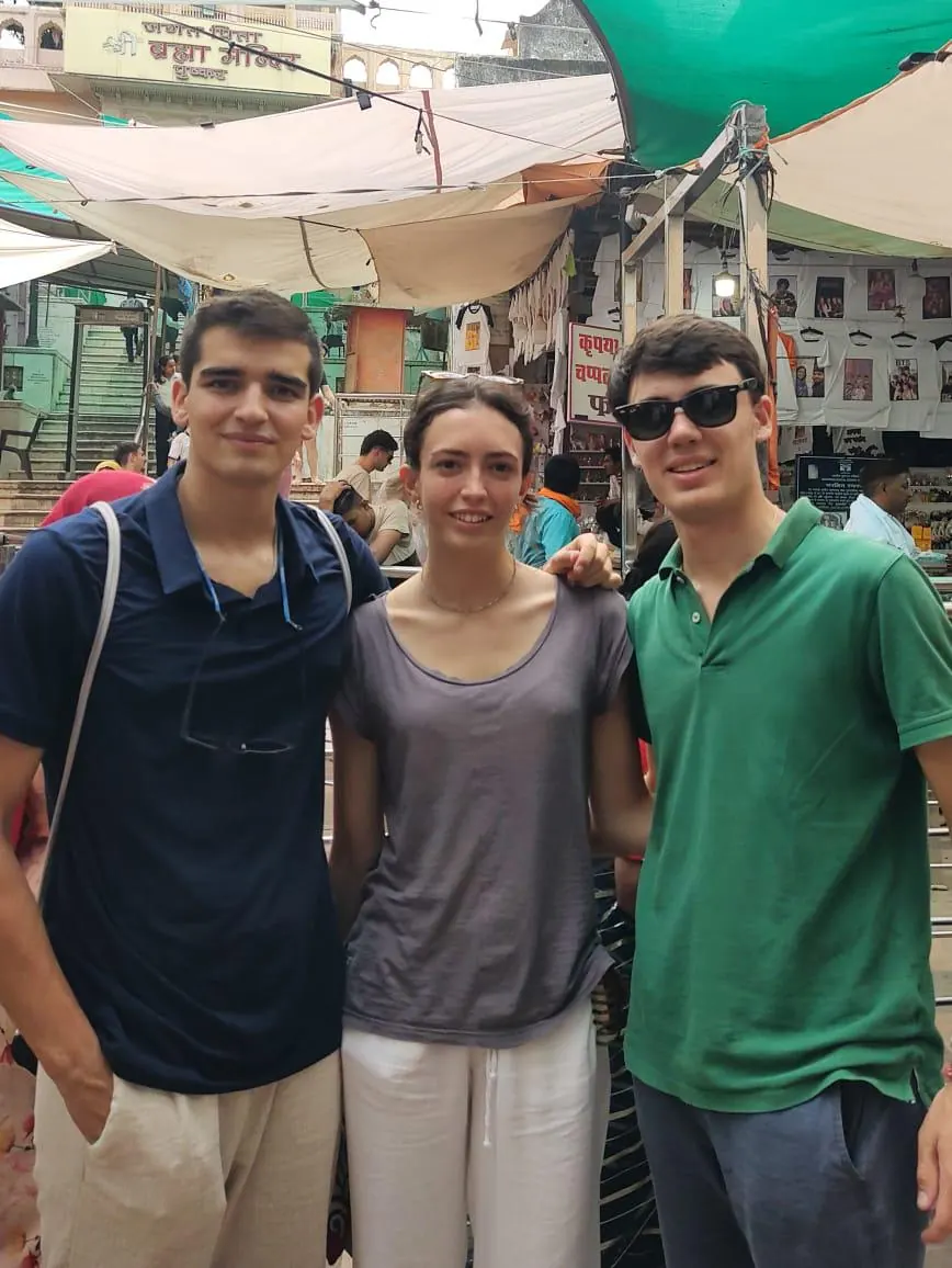 Young volunteers visiting the local market in their free time in India