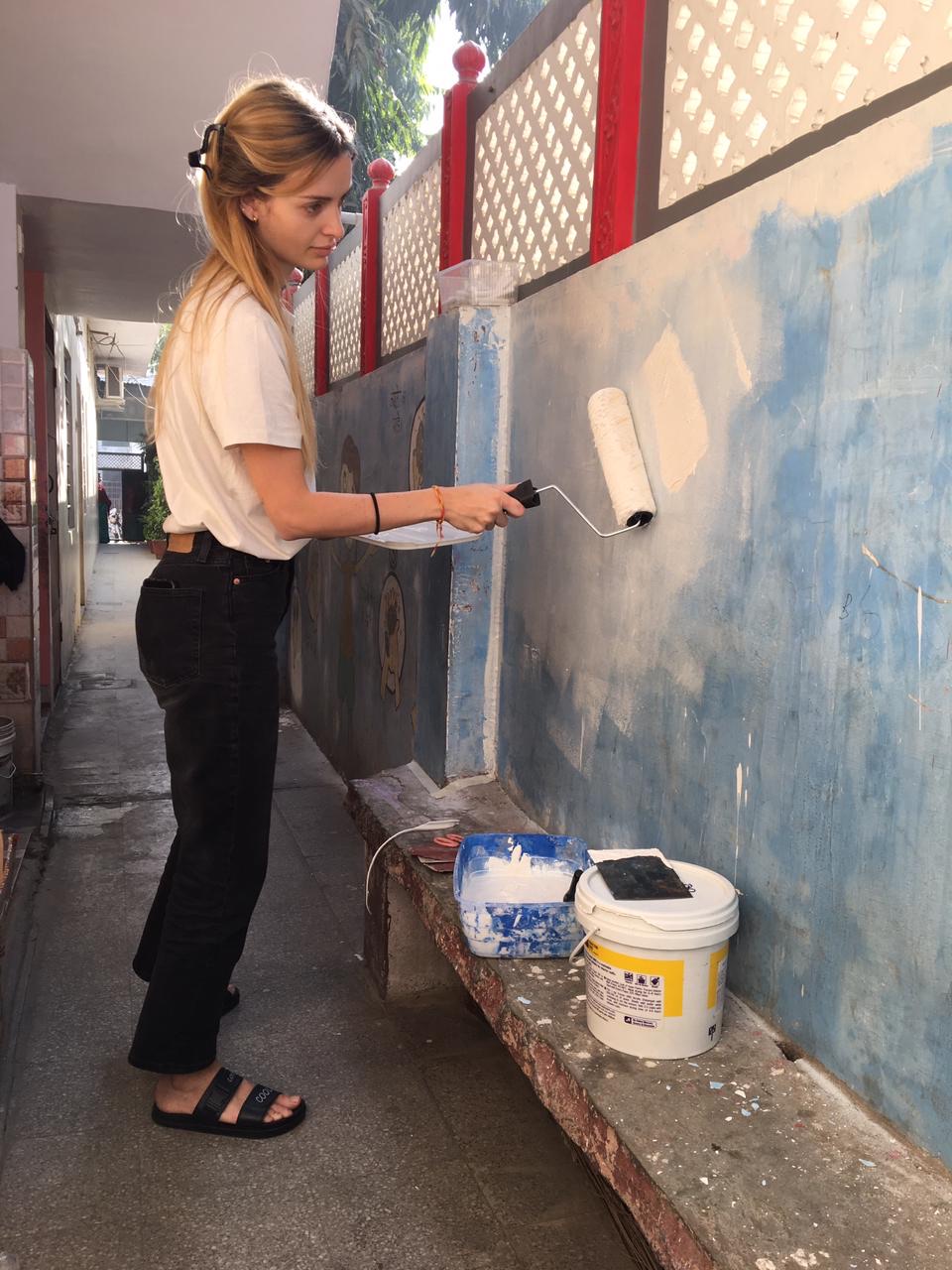 Voluntariado de restauración y decoración de una escuela en Jaipur